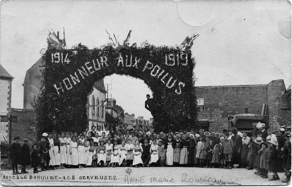 Honneur aux Poilus