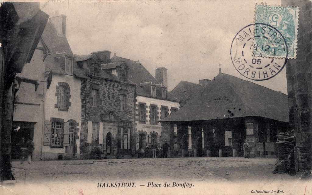 Malestroit - Halles pace du Bouffay