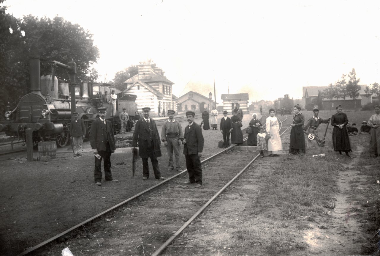 La Gare	(env 1930)