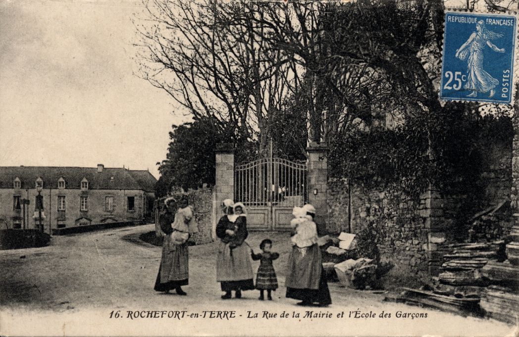 Rochefort - La Mairie