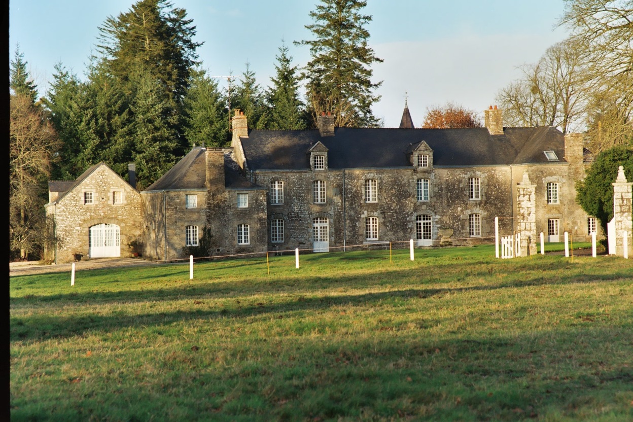 Le Chteau de Bocquenay (12/2003)