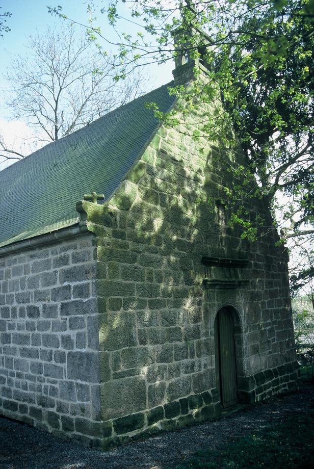 Noyal - La Chapelle de Brangolo (04/2003)