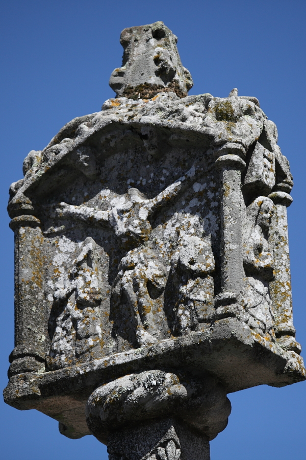 Colonne du Cimetire (05/2012)