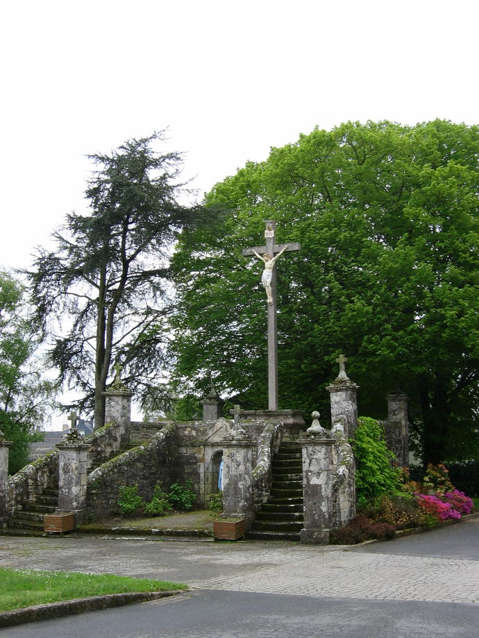 Noyal - le Calvaire (04/2008)