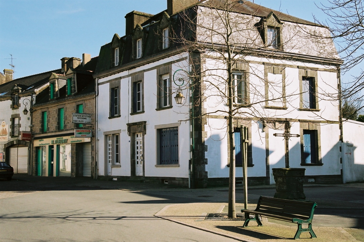Place du Marchix (03/2003)