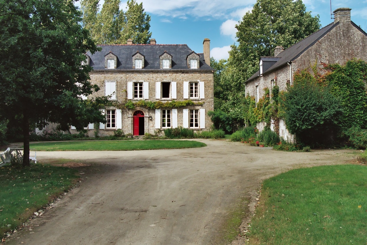 L'ancien Presbytre (08/2004)