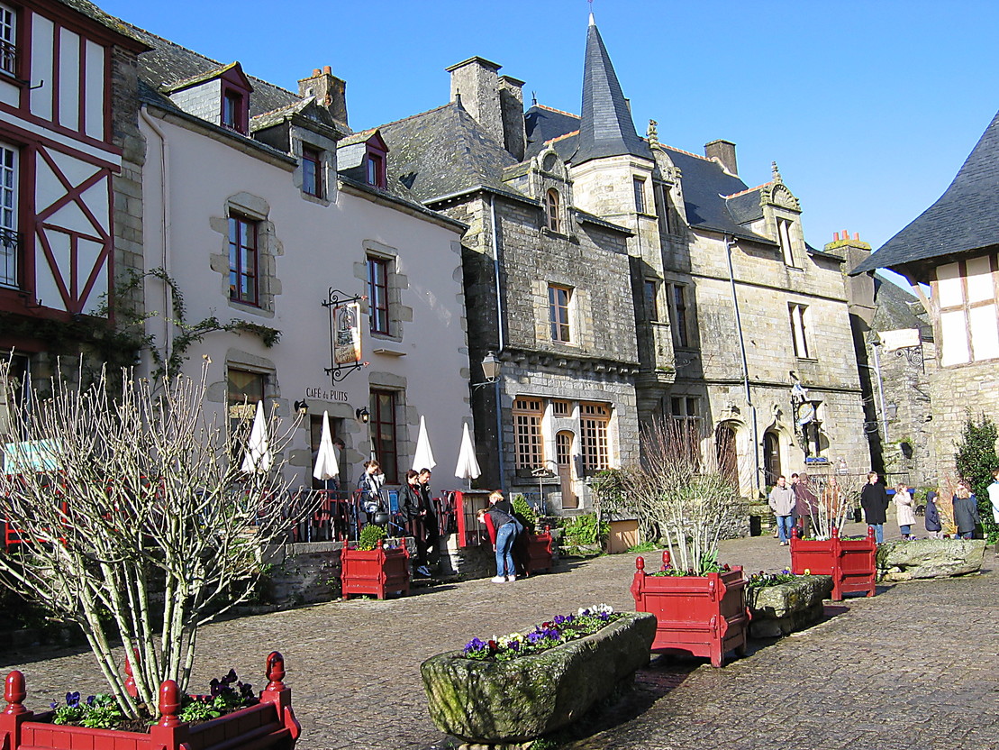 Rochefort - Grand'Rue (03/2004)